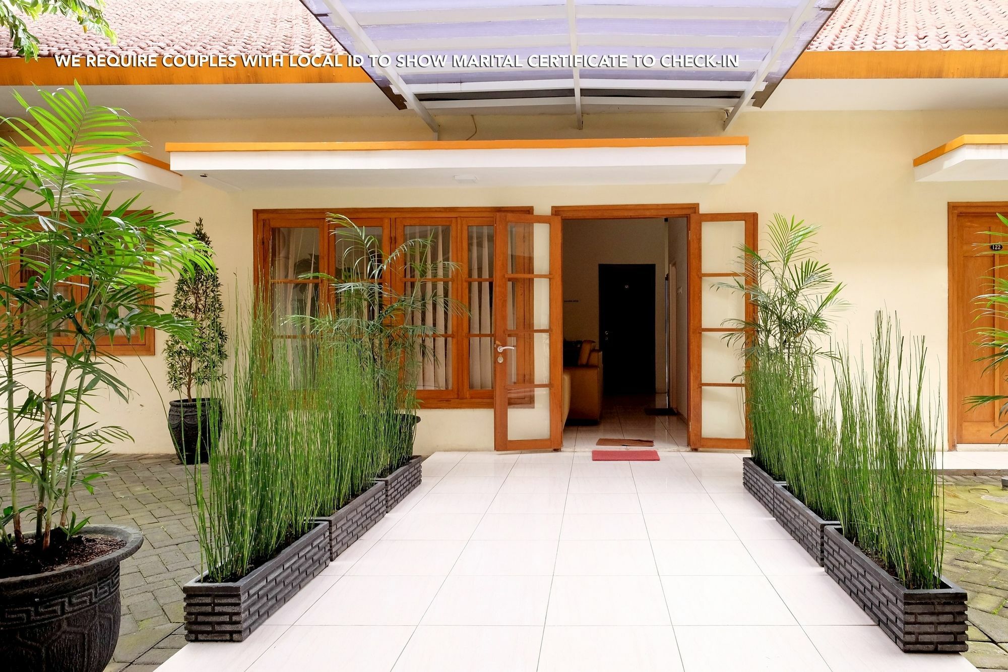 Zen Rooms Near Stasiun Kota Baru Маланг Экстерьер фото